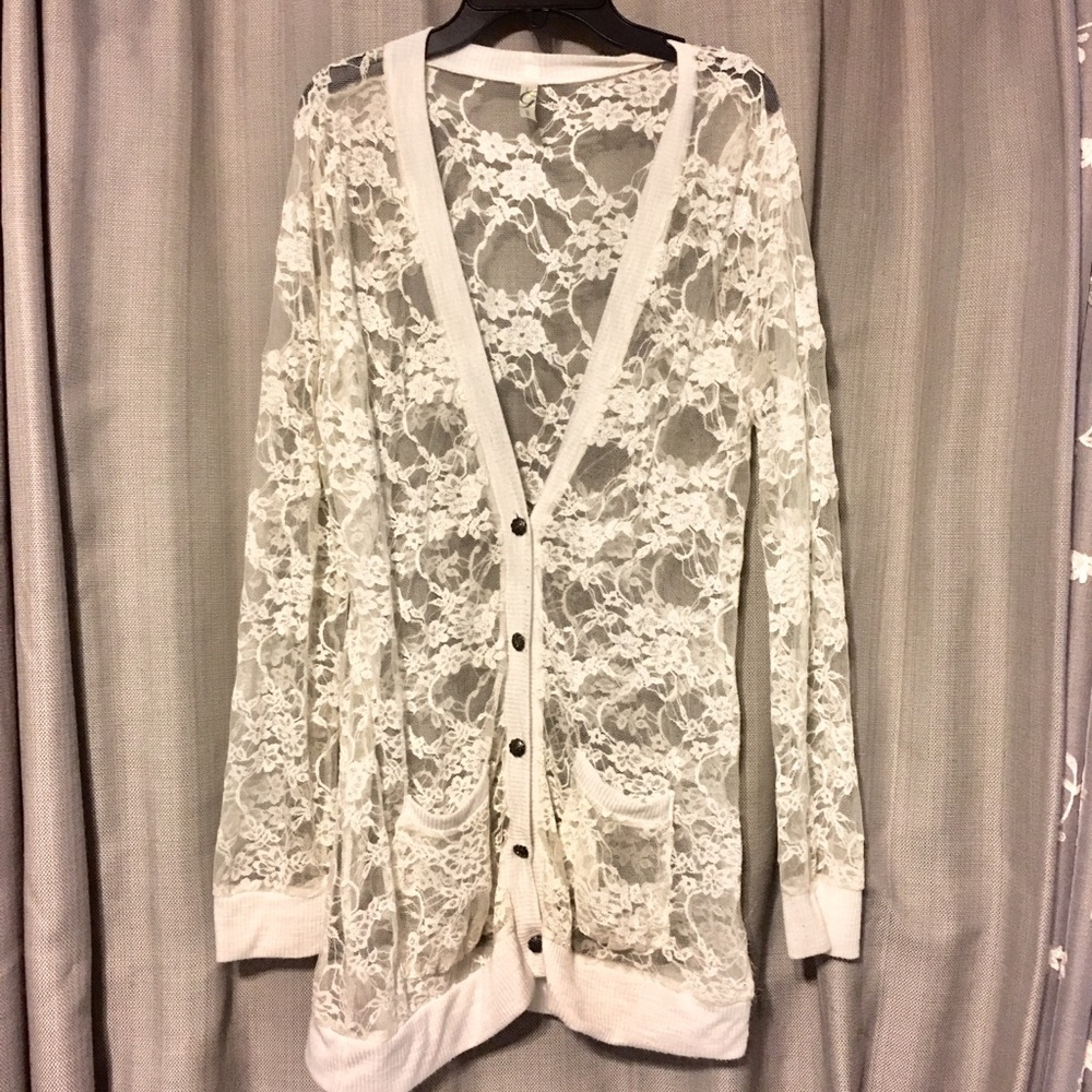 Lace cardigan never worn
